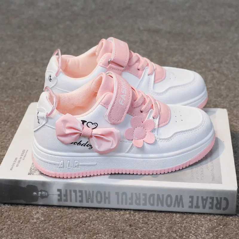 2024 Spring And Autumn New Childrens Fashionable Lightweight Casual Shoes Soft Bottom White Kids Shoes Trendy Womens ChildrenXJ250118
