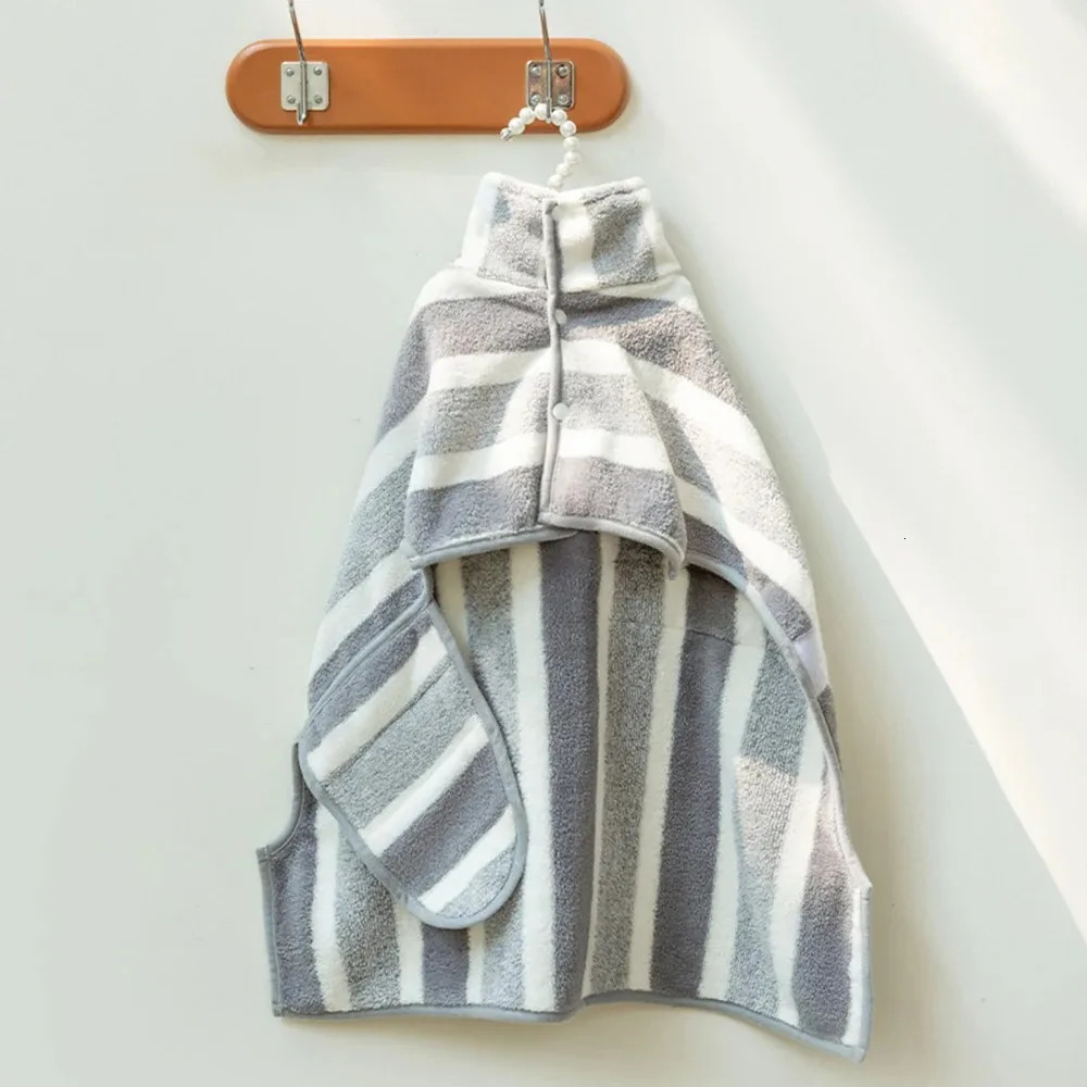 Dog Acceesories Cover for Cats Pet Blankets Supplies Dogs Products Blanket Small Pets Fluffy Soft Doggie Clothes Puppy Items 250115