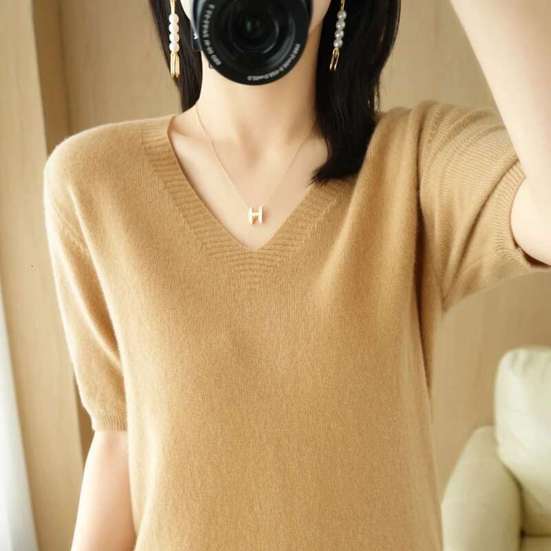 Spring Autumn New Fashion Cashmere Sweater Women Knitted Short Sleeve Pullover Solid Color Loose V-Neck Korean Version Tops
