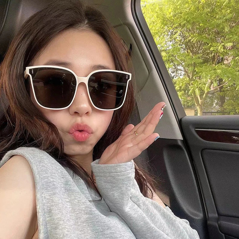 LS JOHN Korean Polarized Sunglasses Women Outdoor Driving Black Sun Glasses Men UV400 250117