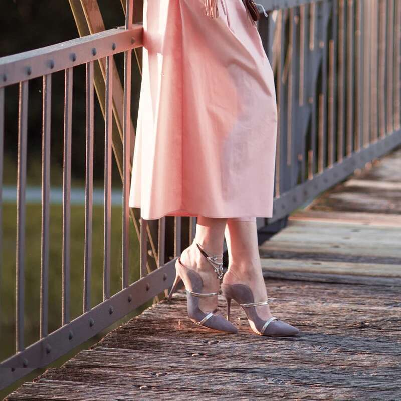 Mules Sleek Pointed Toe Lace Iteration Contoured Sides Narrow Band Crossing the Instep Sgback Stiletto Heel Pumps Summer