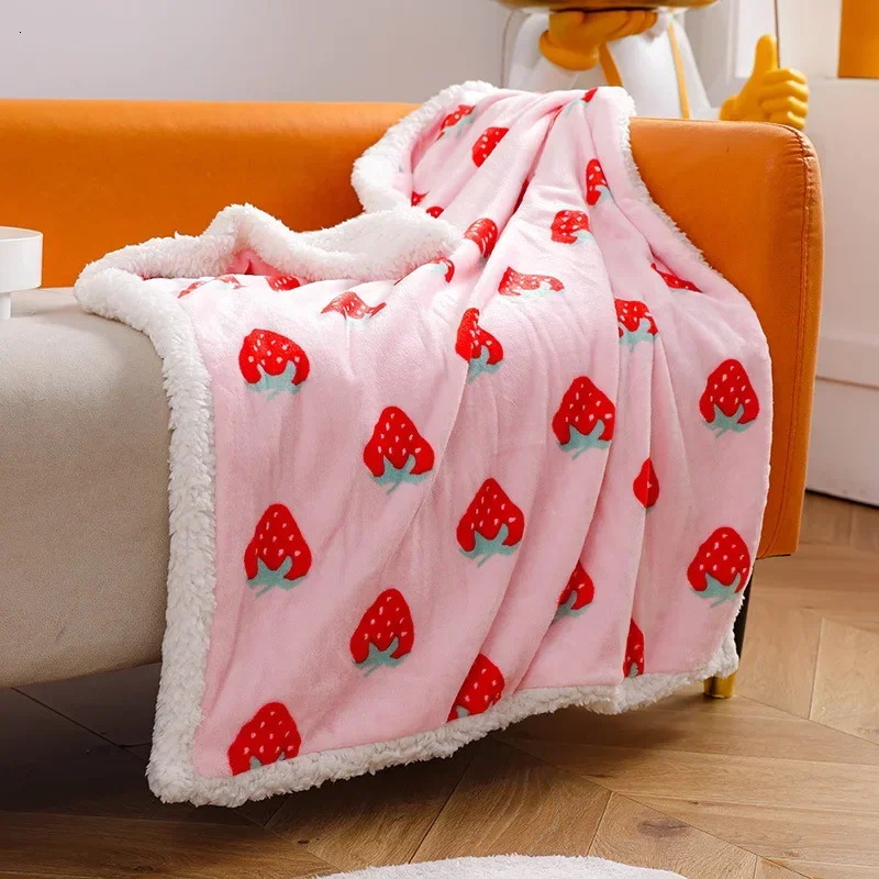 Thickened Dog Blanket Pet Bed for Warm Winter Fluffy Soft Blankets Cat Cover Sheet Accessories 250115