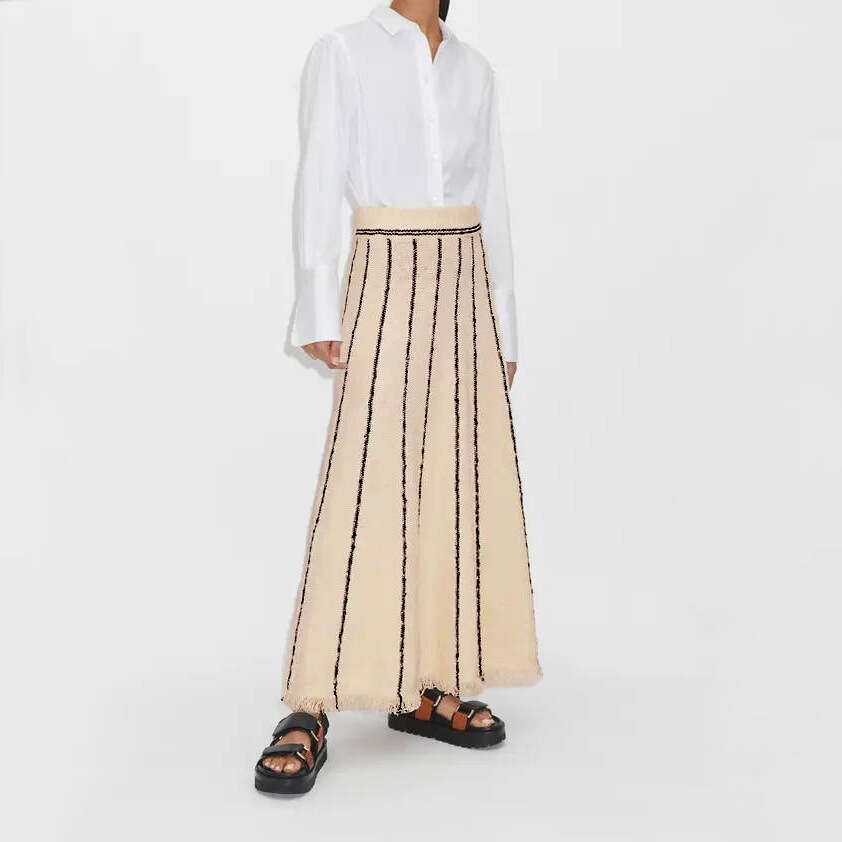 European American women's hot selg striped tassel knitted skirt 2025 new style temperament chic and elegant clothing