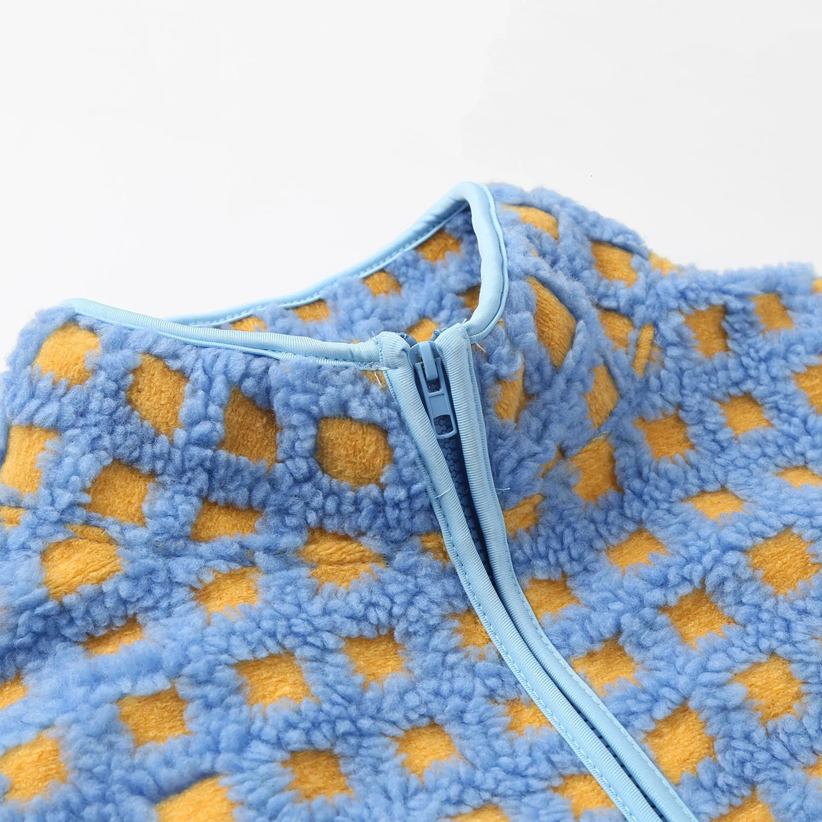 Women Checkered Cardigan Vest Sleeveless Zip Up Fleece Top Crochet Plaid Vests With Pocket Holiday Outfits For Woman Dressy 250113