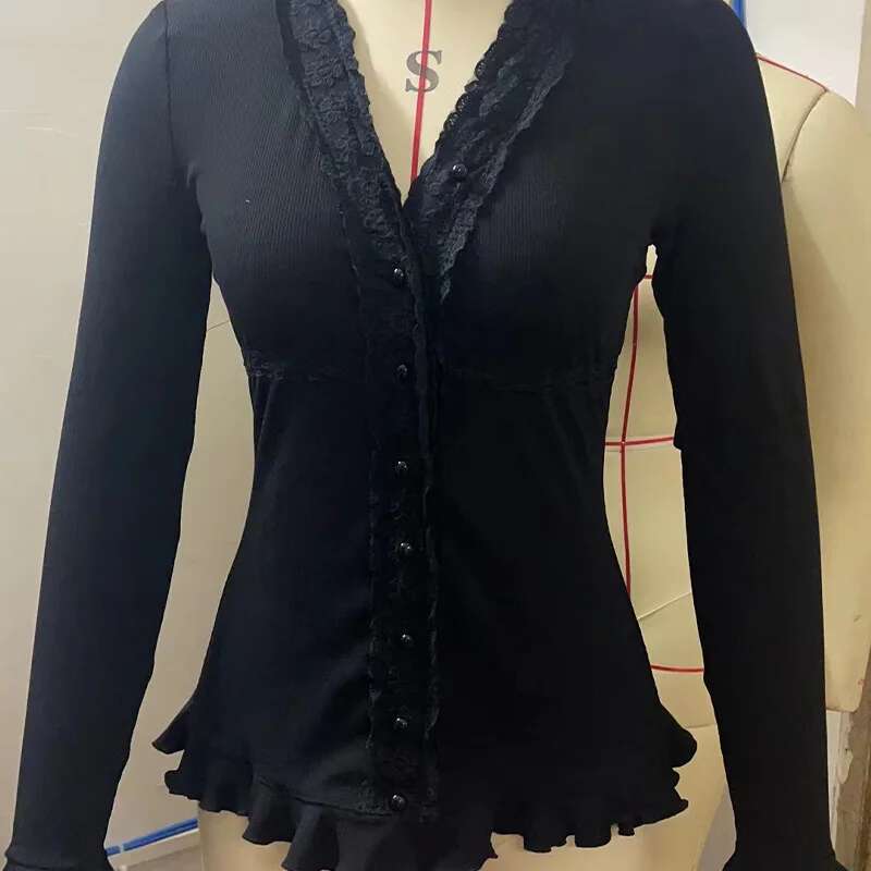 Lace Shirt Fairy Costume Y2k Aesthetic Single Breasted Long Sleeved Designer T-shirt Top Women's V-neck Ribbed T-shirt Street Wear