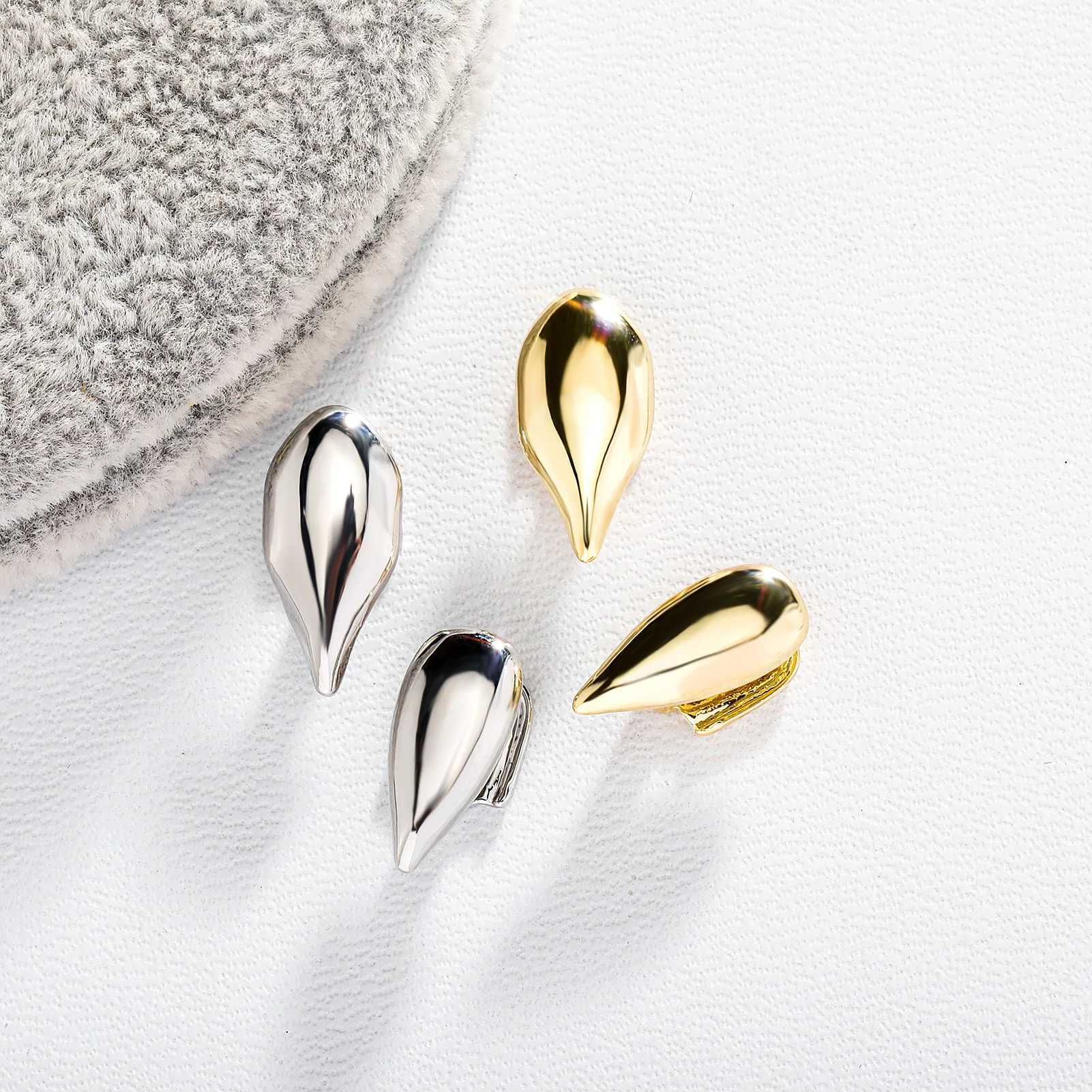 1Pcs Single Hip Hop Teeth Grillz Fashion Gold Silver Color Removable Dental Grills Teeth Punk Teeth Caps Jewelry GiftXJ250114
