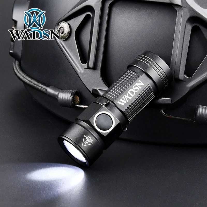 WADSN metal mini strobe flashlight quick helmet headlight 20mm Picatinny track system outdoor hunting mini flashlightW241227