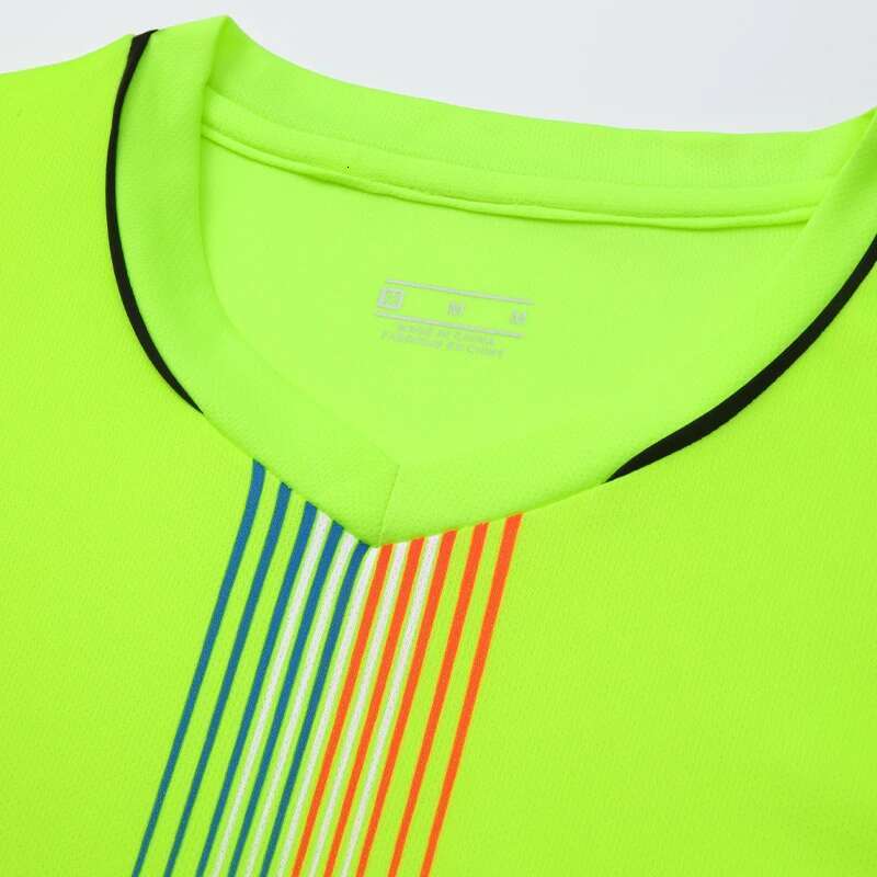 Ddmyoutdoor China Domestic Soccer Uniform Set Football Team Custom Men Jersey Shorts Training Suit Outdoor Sport Gym Summer Running Tracksuit