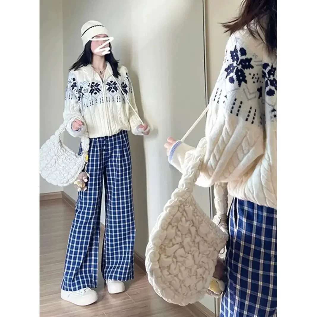 Winter Retro Fashion Tide Jacquard Pattern Women Cardigan Sweater Korean Casual Loose New Knitted Hooded Zipper Thick Coat