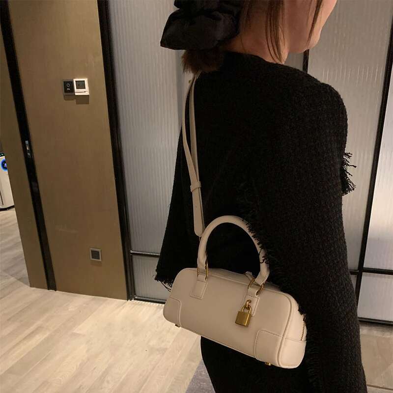 Genuine Leather Women's Vintage Bowg Shoulder New High-End Solid Ladies Boston Handbag Golden Key Design Tote Bag