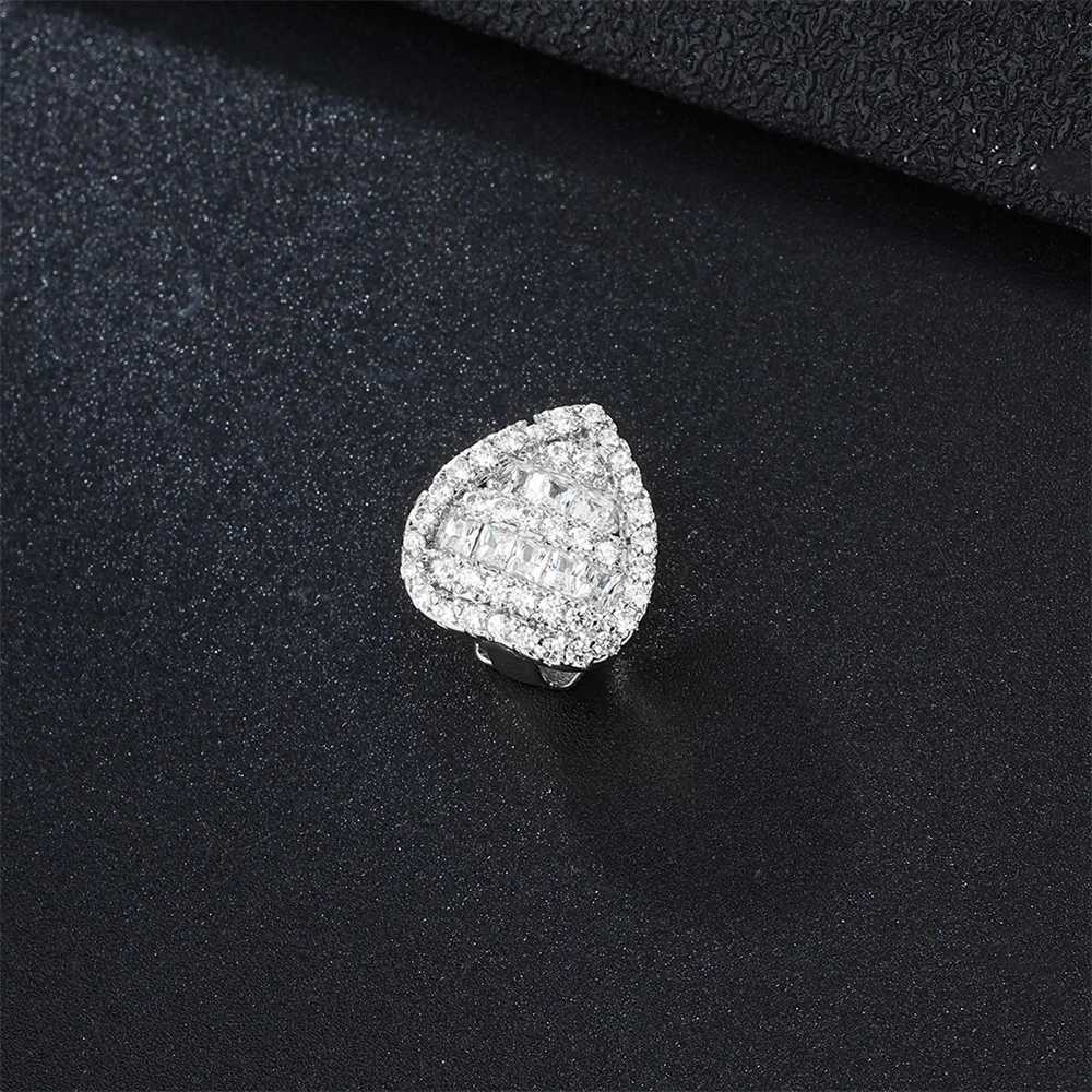 Hip Hop Iced Out Bling Heart Baguette Stones Teeth Grillz Cubic Zircon Caps Top Bottom Charm Grills For Men Women JewelryXJ250114