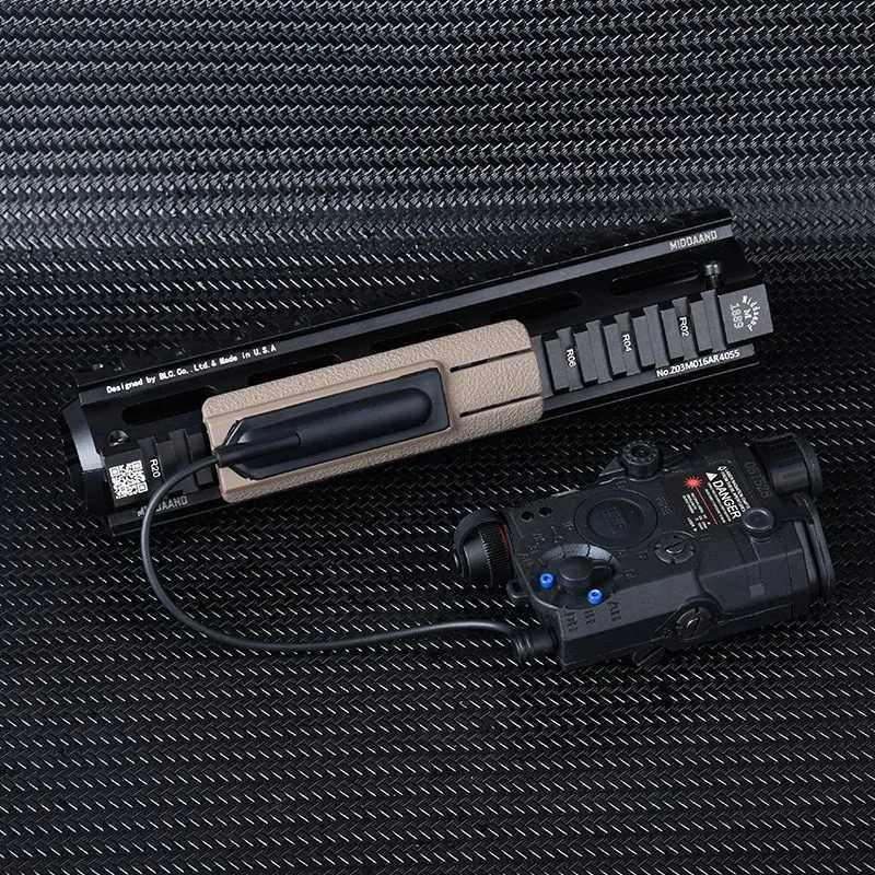 M300 M600 Flashlight PEQ Tactical Remote Switch Mounting Slot Scout Light Pressure Switch Pad Airsoft Accessories Fit 20mm RailW241227