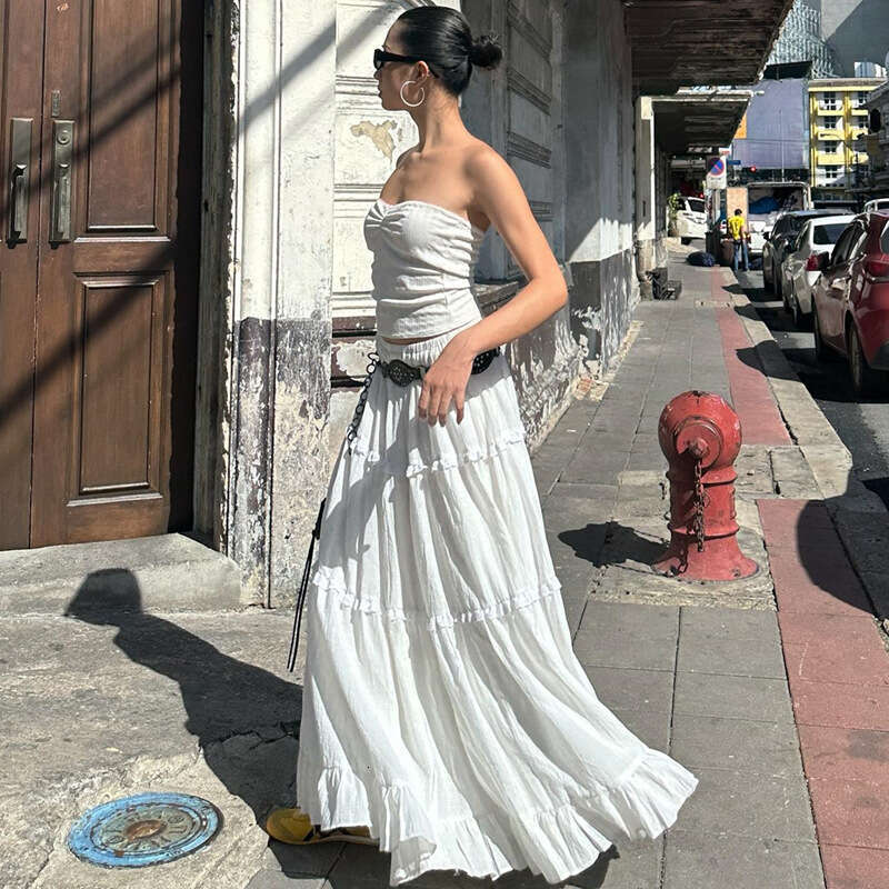 Fashionable temperament French sweet sexy two-piece set summer women's one shoulder strapless half length skirt 2025 new casual fashion trend clo
