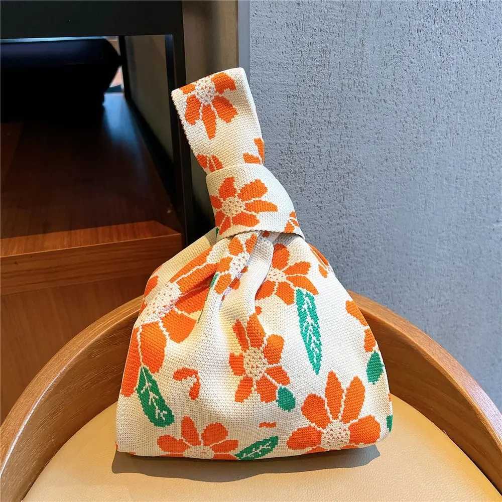 Niche Design Shoulder Bag Women Girls Knot Wrist Bag Handmade Knit Handbag Tote Bag T250118