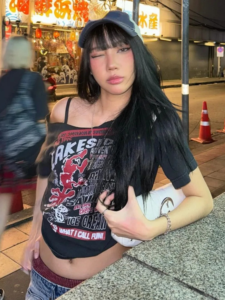 Gothic Tee Y2k Letter Print Off Shoulder Punk T-shirts Women Harajuku Summer Streetwear Grunge T Shirt Aesthetic Sexy Crop Tops 250109