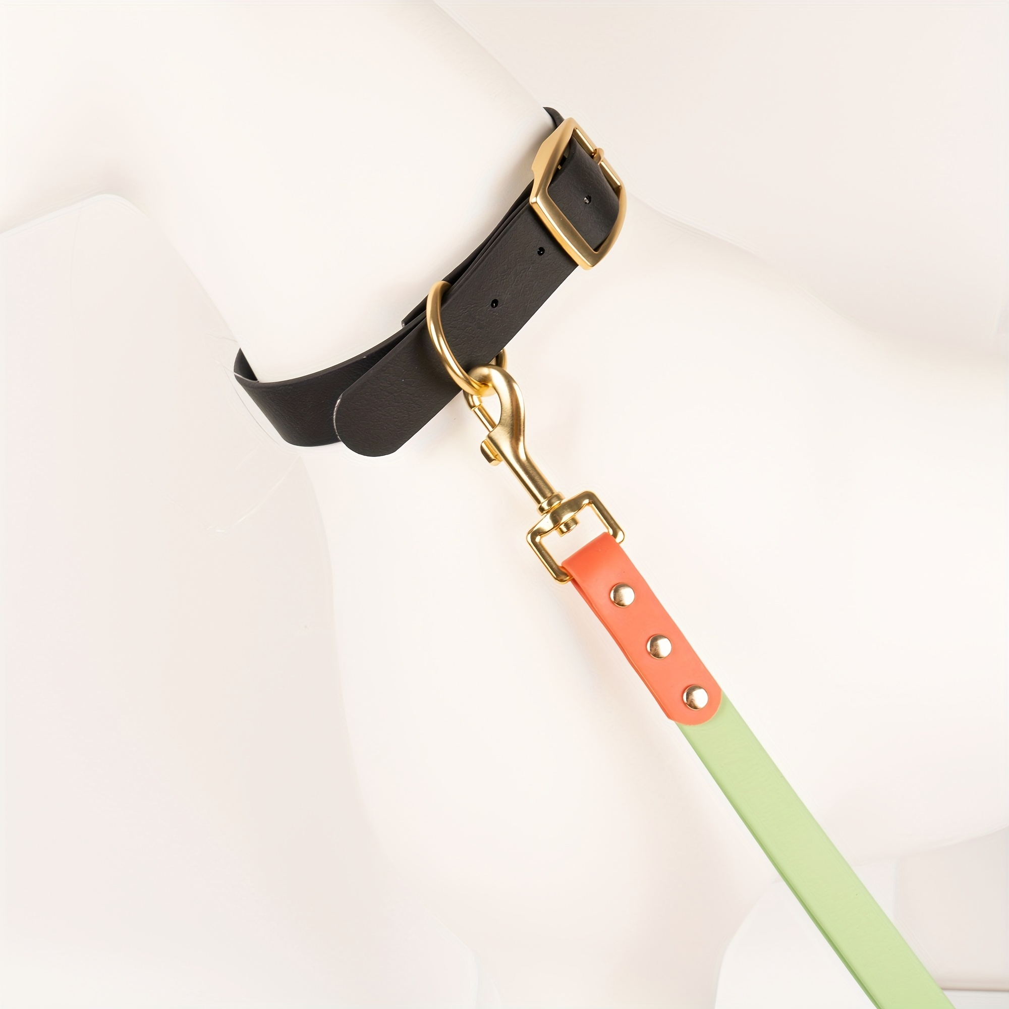 Handcrafted Multicolored Dog Tether - Comfortable Fit & High Strength Fabric
