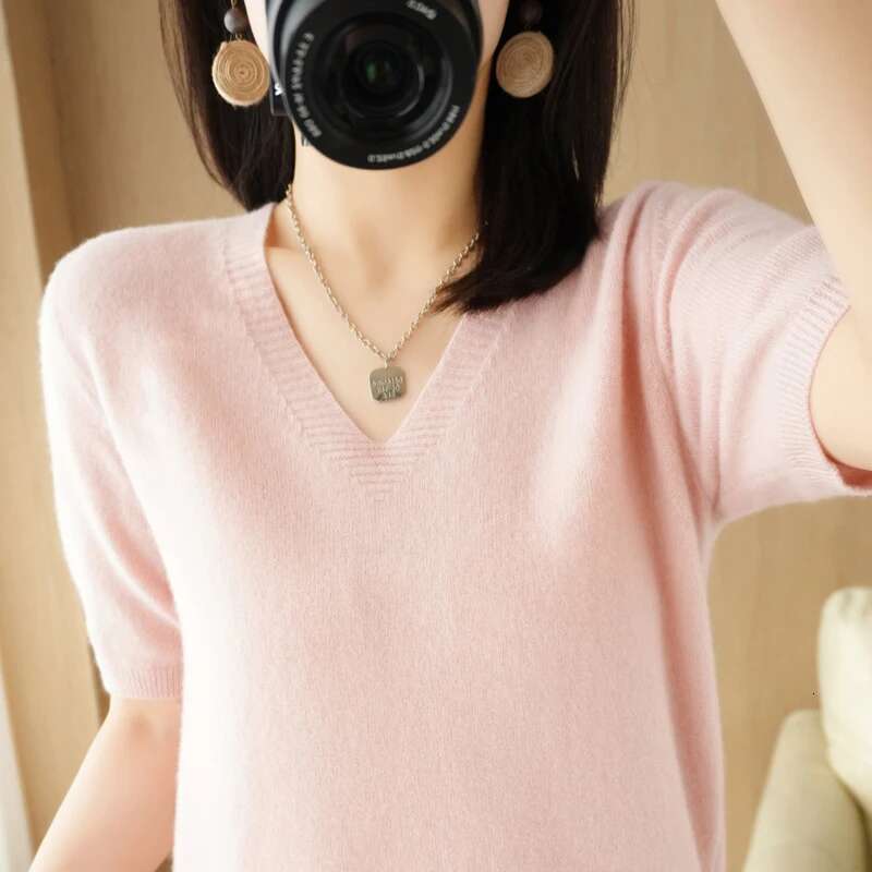 Spring Autumn New Fashion Cashmere Sweater Women Knitted Short Sleeve Pullover Solid Color Loose V-Neck Korean Version Tops