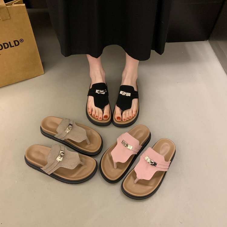Women Slippers Fashion Flat Bottom Simple Design Versatile Trendy Triple Black Khaki Pink Free shipping