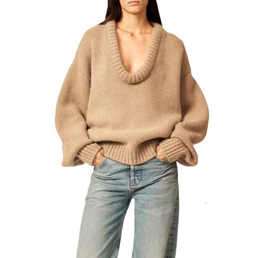 autumn winter European American women's hot selg top fashionable casual round neck knitted sweater 2025 new style chic and elegant clothing