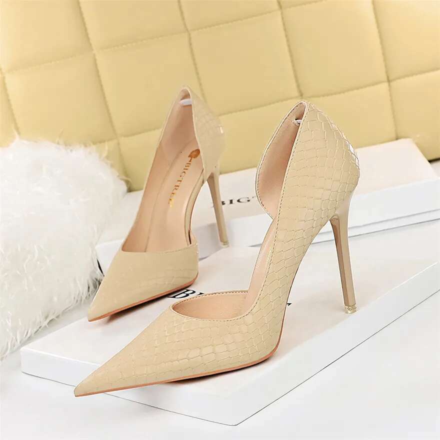 BIGTREE New Retro Snake Print Show Thin Women Pumps Nightclub Pointy Toe Sexy Side Hollow Stiletto High Heels Shoes Ladies Dress