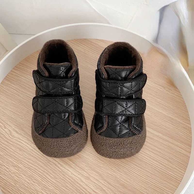 New Gril Sneaker Versatile Simple Comfort Child Sneakers Light Comfort Girl Shoes Warm Winter Boy Shoe Casual Cotton Shoe TenisXJ250118