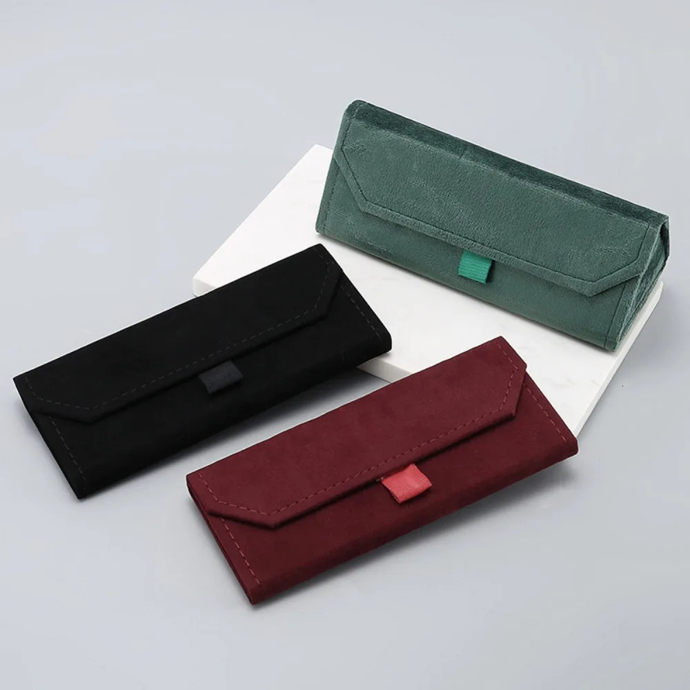 European velvet triangle folding glasses Women case Elegant sunglasses men soft reading box Eyewear Cases 250109