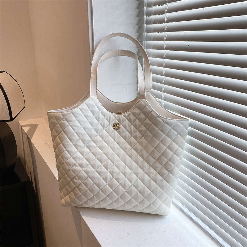 Commuter for Women 2022 New and Fashionable Autumn Shoulder Large Capacity Tote Big Bag