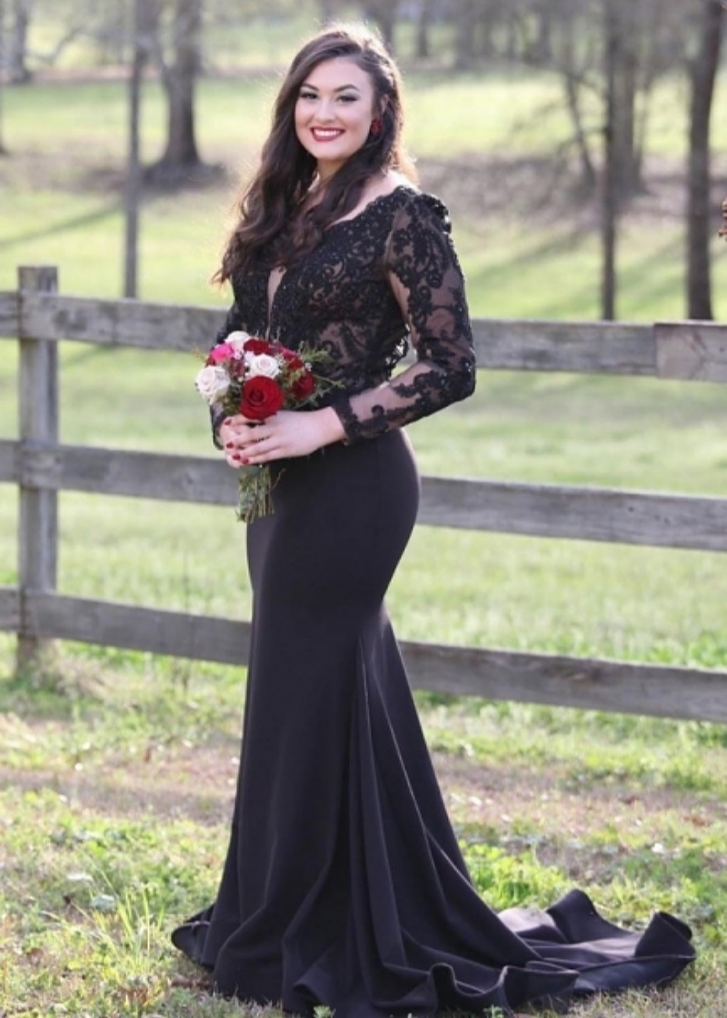 Gothic Black Wedding Dresses Lace Long Sleeve Mermaid Bridal Gowns Deep V-Neck Satin Vestido De Novia 2025