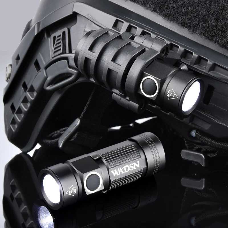 WADSN metal mini strobe flashlight quick helmet headlight 20mm Picatinny track system outdoor hunting mini flashlightW241227