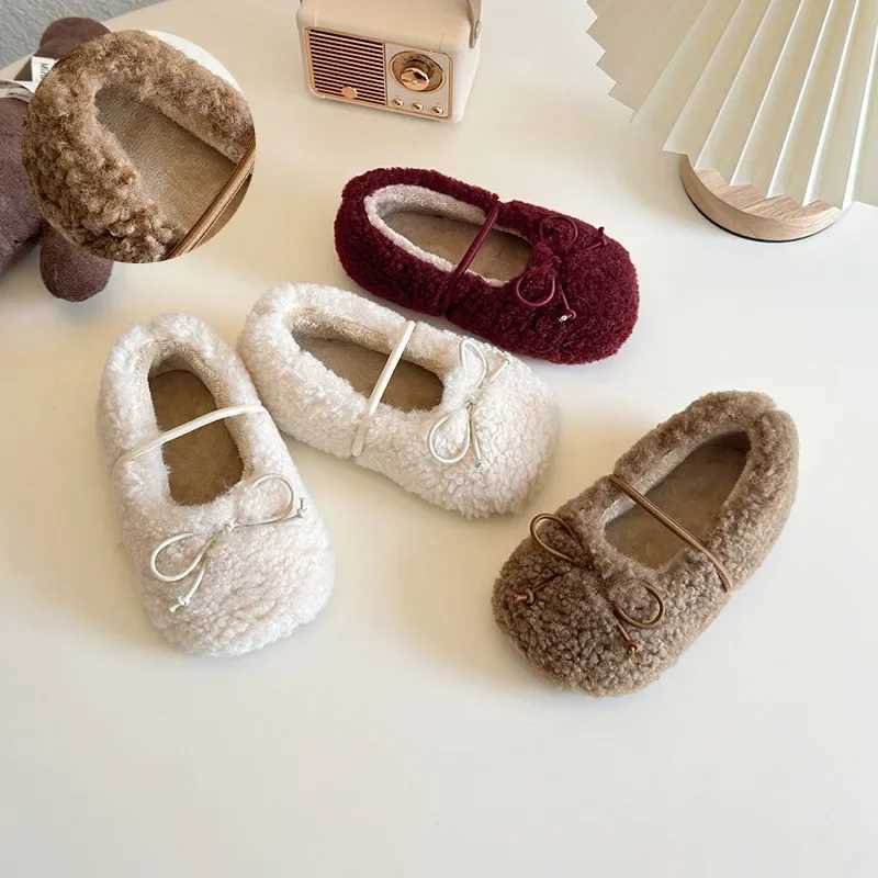 2024 Children Plush Shoes for Girls Winter New Fashion Korean Sle Soft Bottom Anti-slippery Versatile Chic Keep Warm ShoesXJ250118