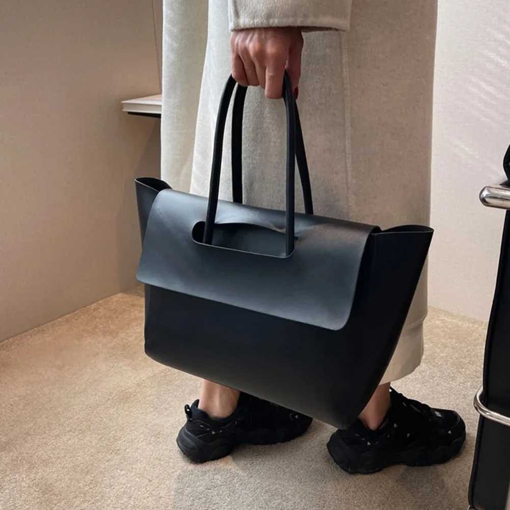 New Arrival Women Vintage Shoulder Bag Large Capacity PU Leather Minimalist Shoulder Tote Bag Solid Color Fashion Tote Handbag Chic Tote Bag Z250118