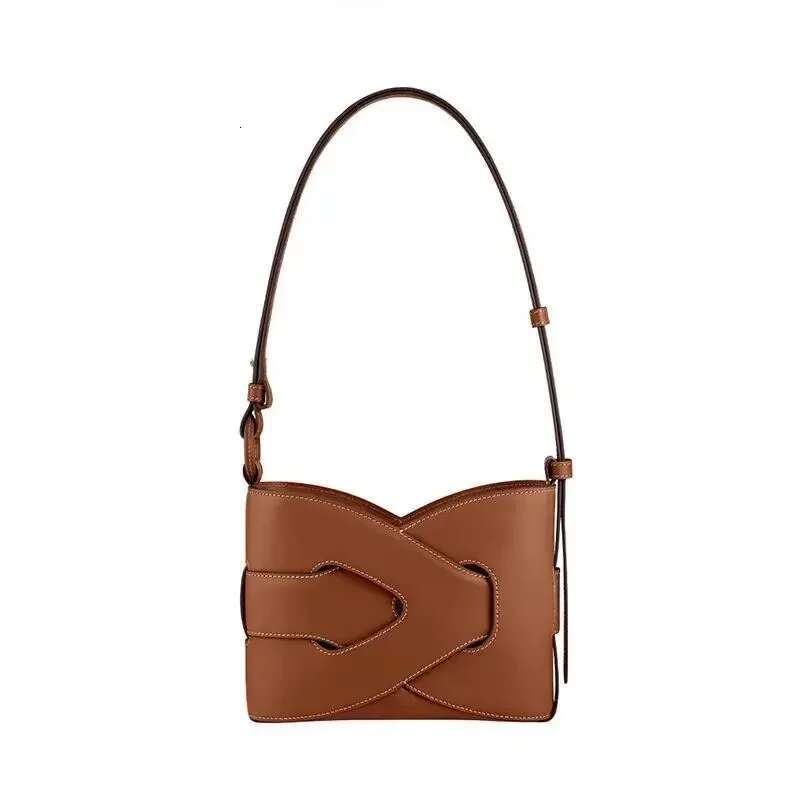 France 2025 New Niche High Appearance Level High-Grade Light Underarm Bags Leather Handbag Simple Woven Bag Woman Package