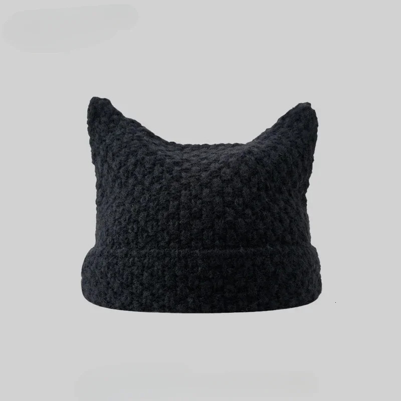 Japanese Streetwear Harajuku Beanie Little Devil Striped Knitted Hat Women Girls Autumn Winter Cute Cat Ears Cap 250118