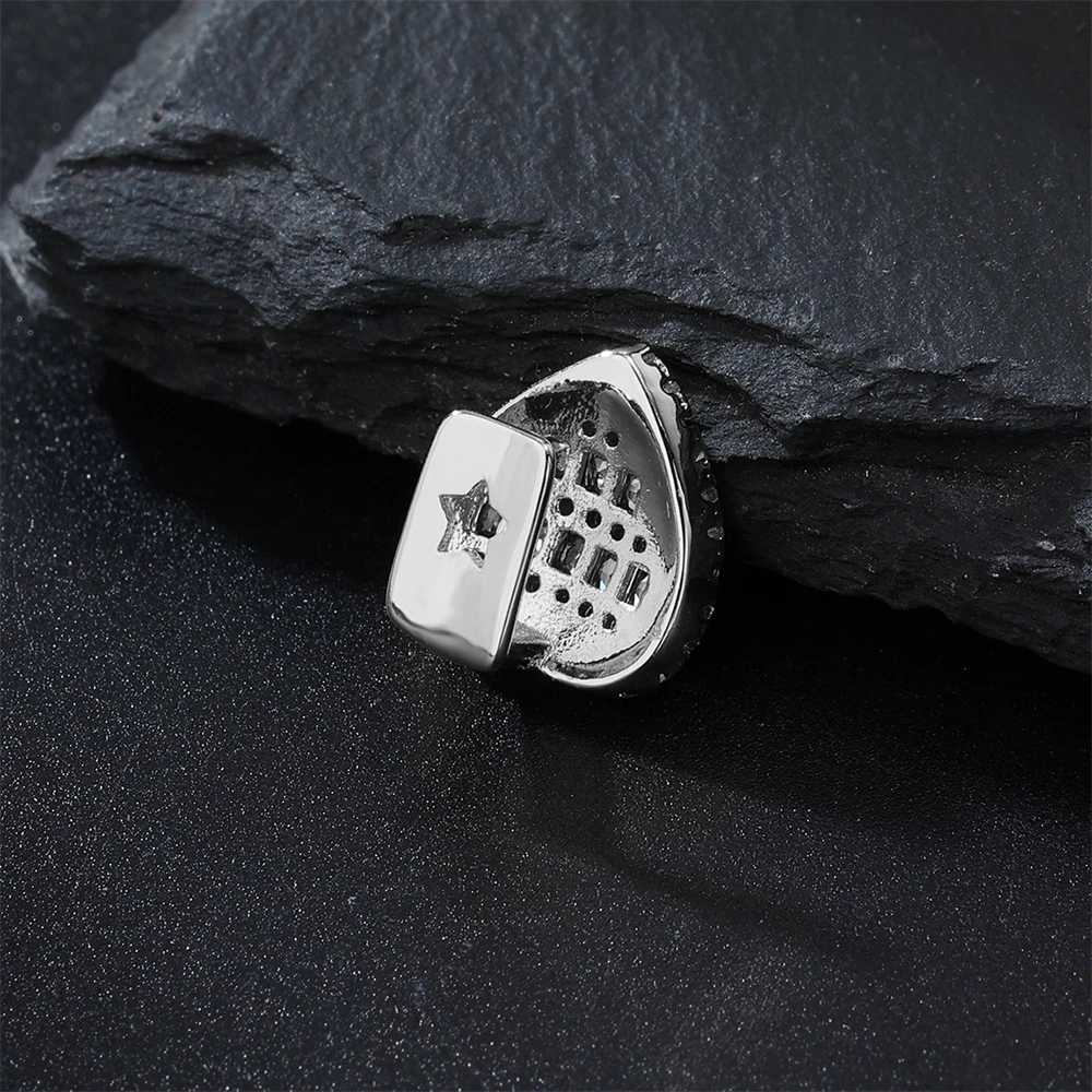 Hip Hop Iced Out Bling Heart Baguette Stones Teeth Grillz Cubic Zircon Caps Top Bottom Charm Grills For Men Women JewelryXJ250114