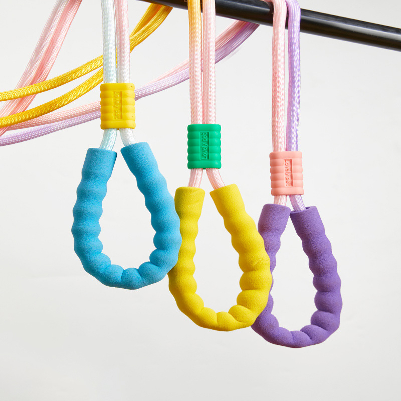 Dog leash, slip rope, medium-sized dog explosion-proof punching chain, anti slip pet supplies