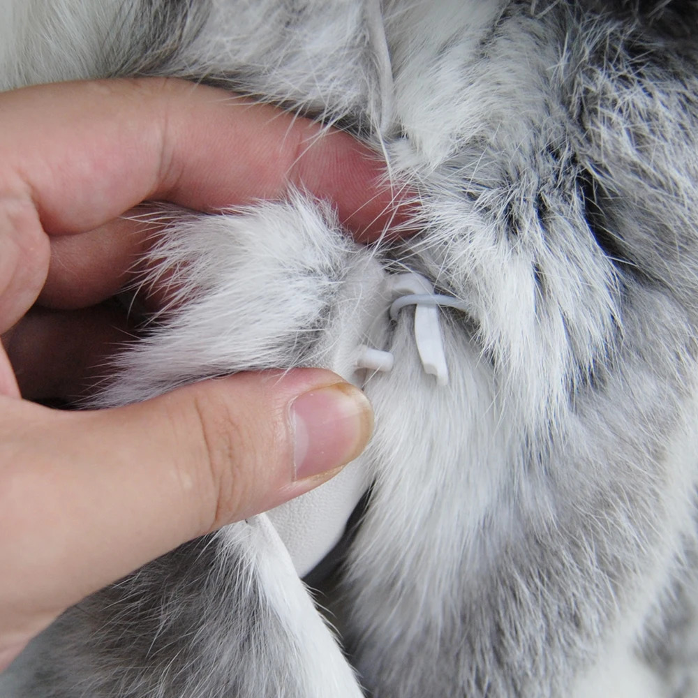 2024 Russian Women Real Rabbit Fur Coats Winter Warm 100 Natural Jacket Lady With Raccoon Hooded Outerwear 250113Z