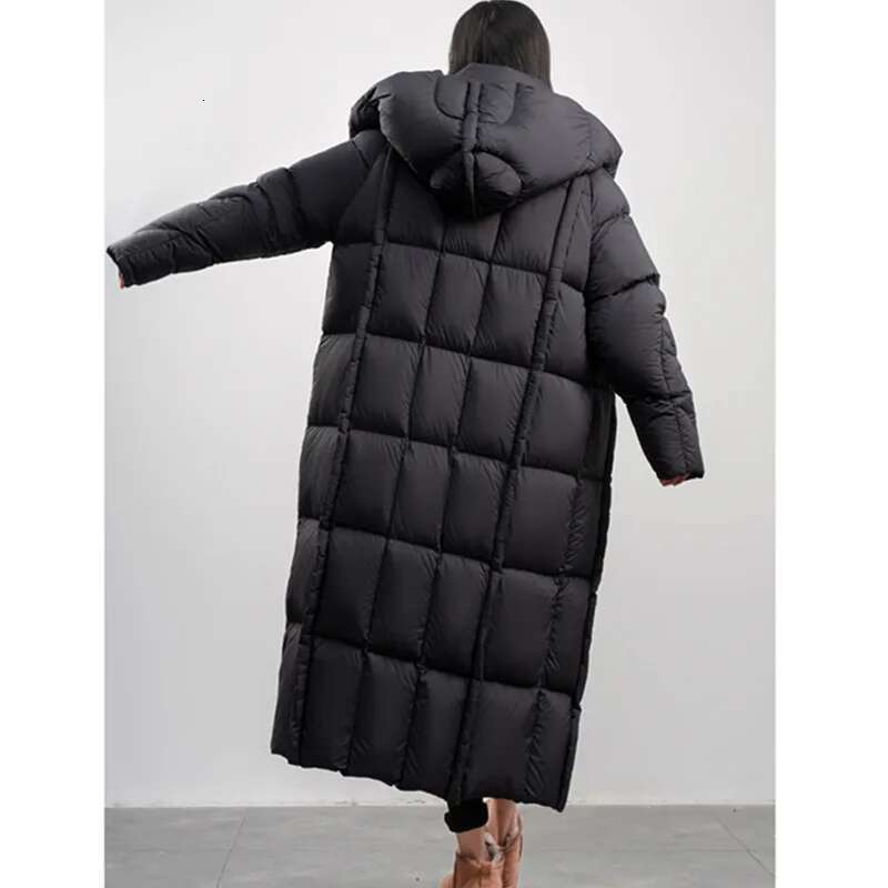 2025 New Winter Long White Goose Down Coat Women's Black Thicken Puff Loose Fluffy Jacket Female Hooded Warm Parka Down Overcoat