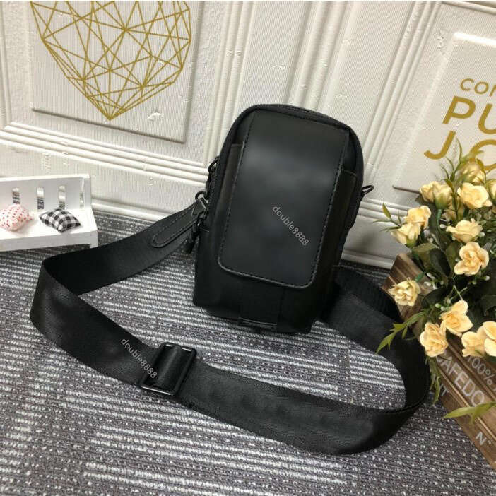 Phone Pouch man designer luxury messenger bags crossbody shoulder bags leather purse men's handbags & purses small shoulder bag black leather crossbody chest bag