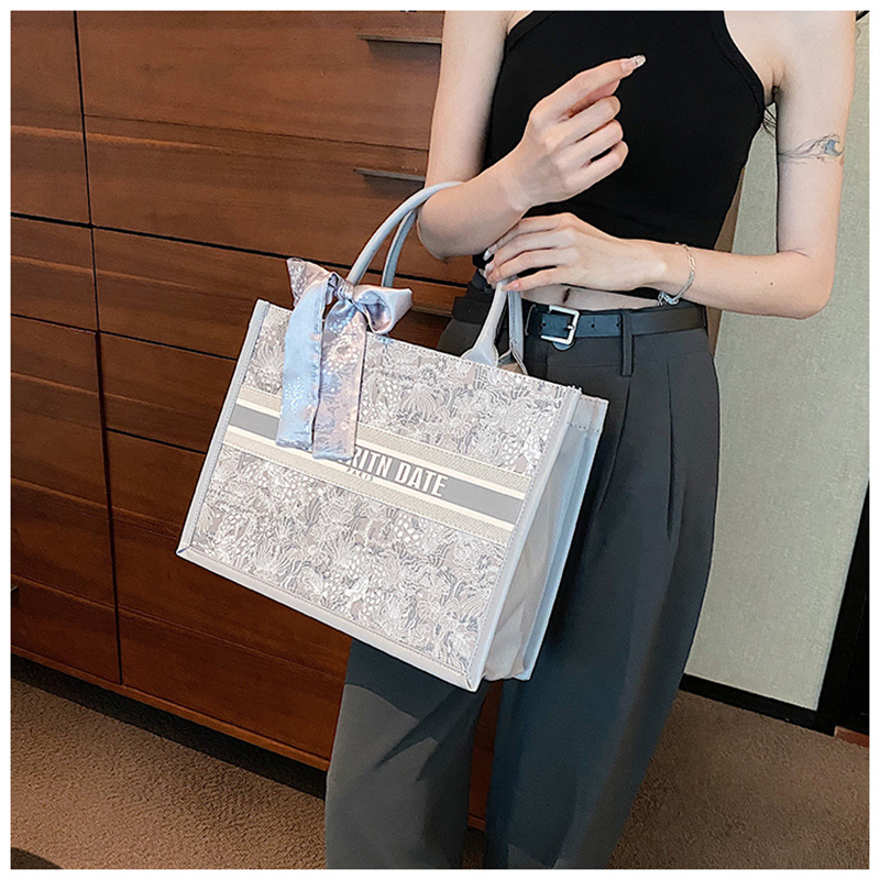 free shipping designer shoulder bags casual handbag Embroidery fashionable Tote bag for women 2025 new style pink grey