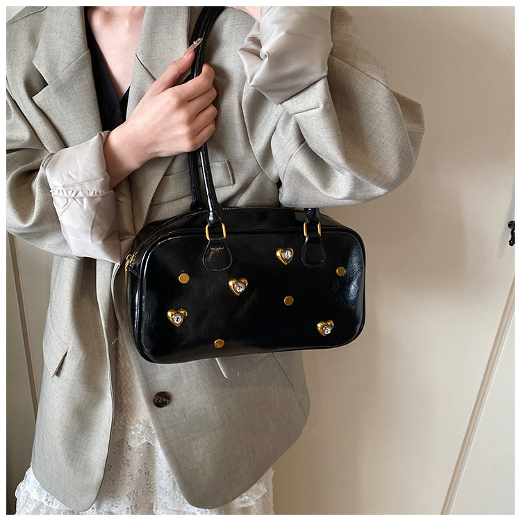 designer Women 2025 new autumn and winter fashion boom simple Boston shoulder bag free shipping