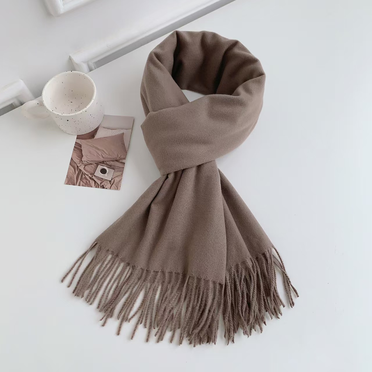 T098 new high-grade cashmere tassel solid color scarf female winter Korean version all-match temperament Chinese red scarf