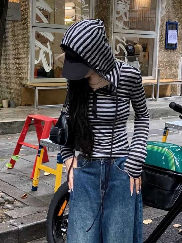 Cotton Striped Designer Hooded Long Sleeved Shirt For Women's Early Autumn Plus Size Round And Chubby Design Slim Fit T-shirt