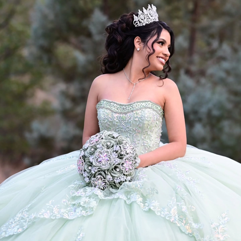 Light Green Quinceanera Dresses Ball Gown Off Shoulder Appliques Lace Beading Crystal Tull Birthday Payty Sweet 16 Dress Vestidos De 15 Anos