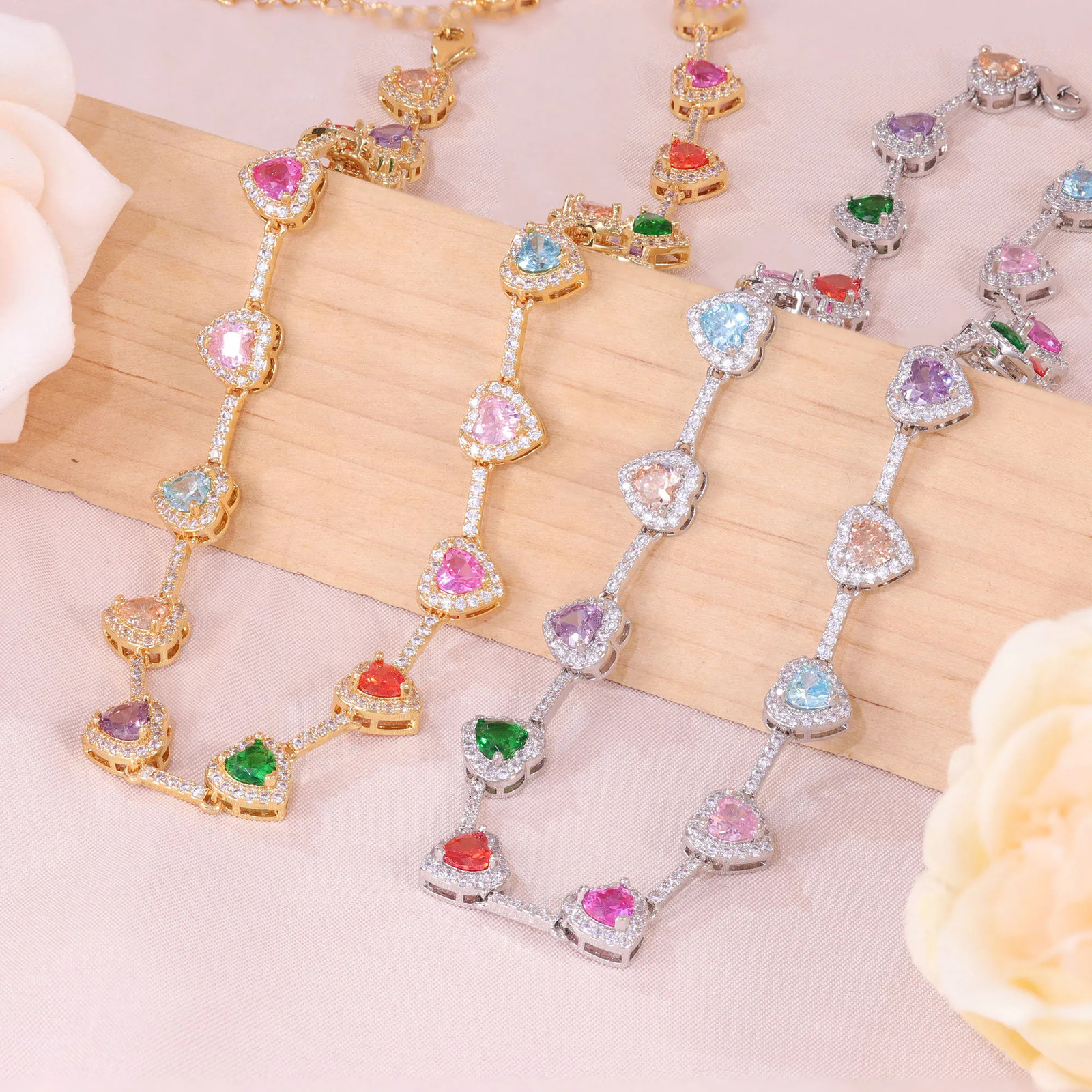 Smart And Stylish Candy Color Heartshaped 5A Zircon Necklace Fashion Hundred Plated 18kgold Gewelry For You 250118