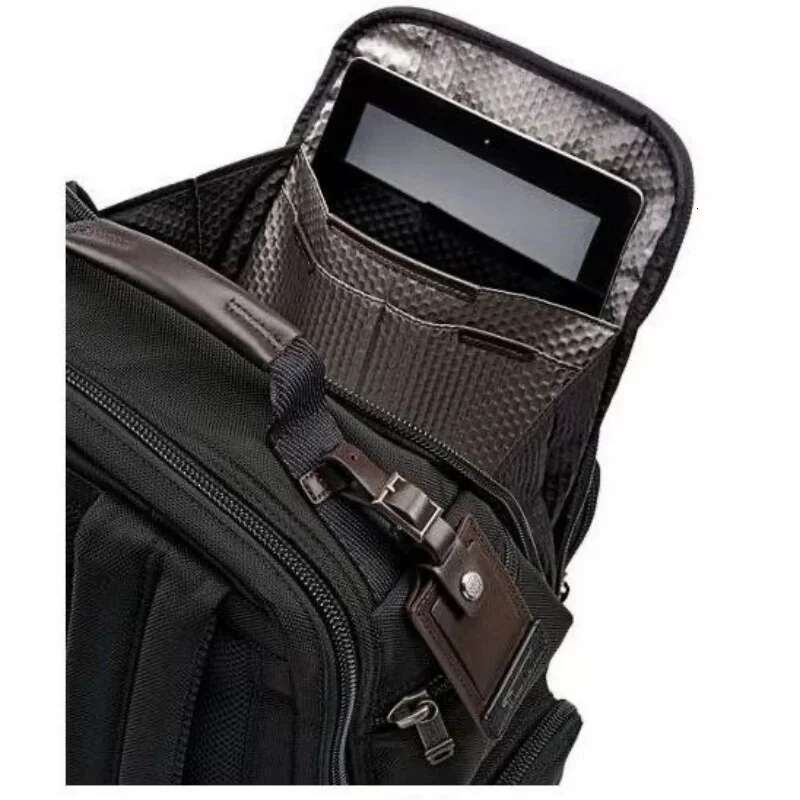 222382 Ballistic Nylon Men's Casual Backpack Fashion Business 16-Inch Computer Bag