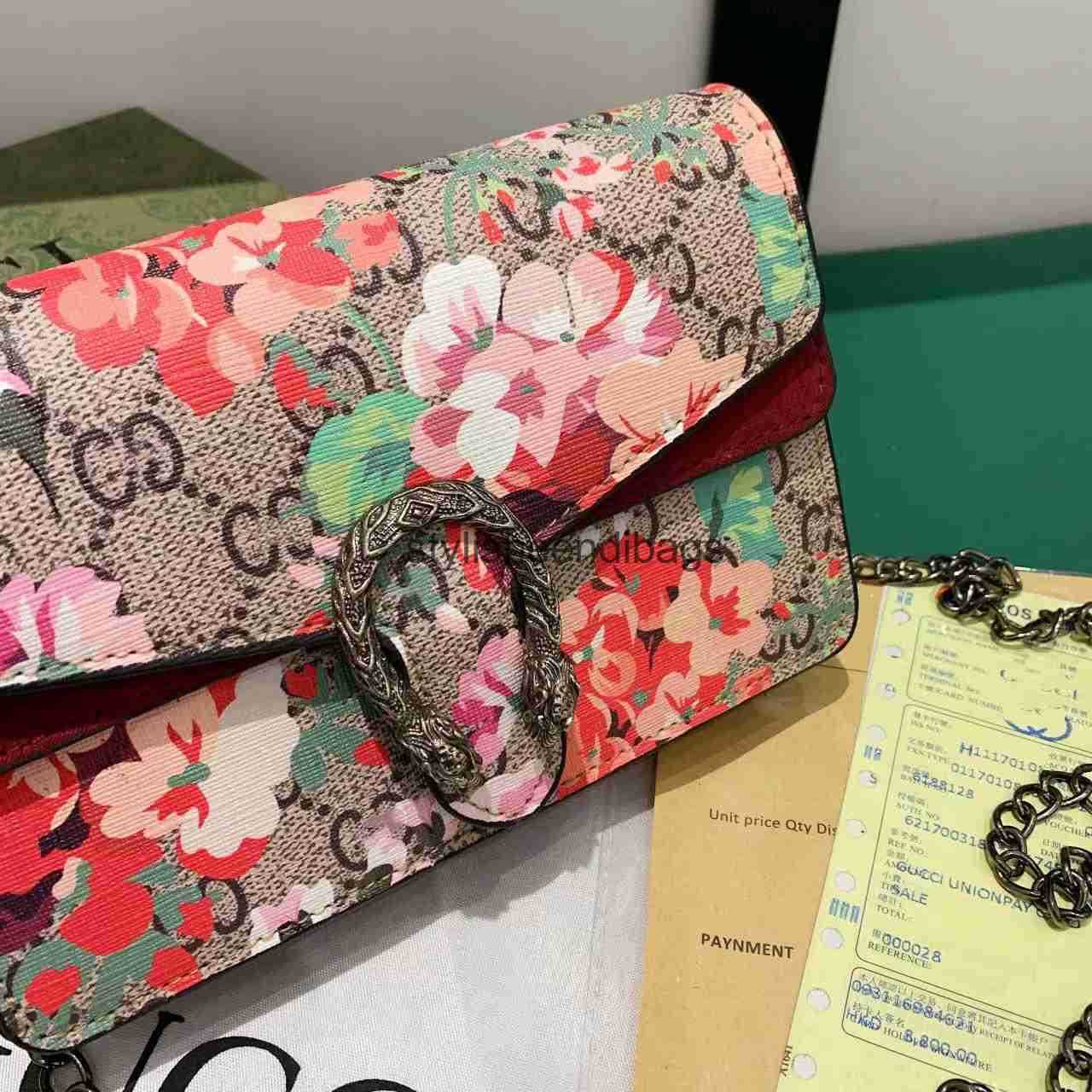 Cross Body Leather Womens Bag 2024 New Trendy French Embroidered Wine God Chain Bag Printed Shoulder Bag for Women H250117 C26E