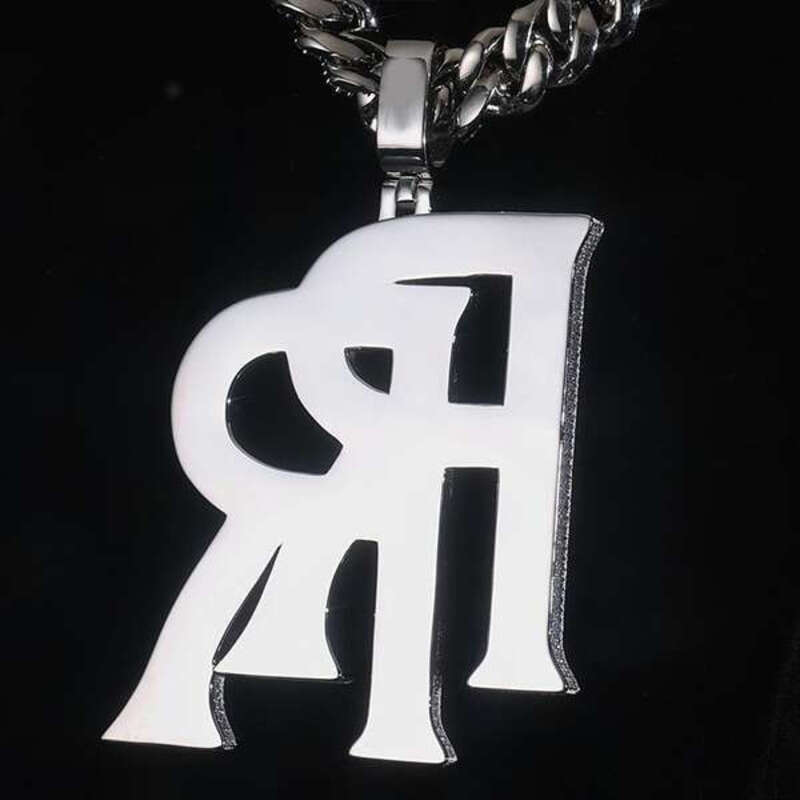 VVS Moissanite Gold-Plated Double R Hip Hop Pendant with Customized Ice Out Design