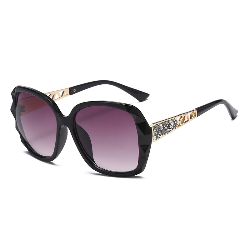 New fashion network sunglasses Europe and the United States men and women polarized sunglasses riding glasses wholesale 2025