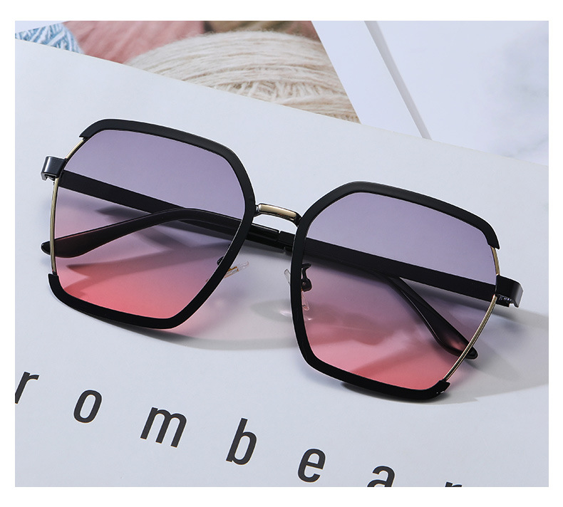 Fashion new glasses trend retro metal half frame sunglasses street shot Europe and the United States female anti-UV wholesale