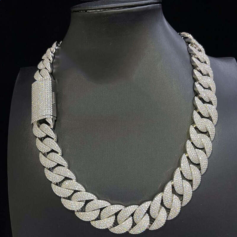 New Process Jewelry 18mm Sier Ice Out Mossinate Dia Necklace Men Stainless Steel Cuban k Chain